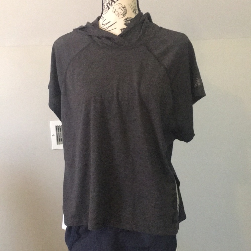 NWOT New Balance work out hoodie